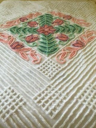 Vintage Chenille Bedspread - 93 " X102 " - White W/pink Floral Center Design - Cutt