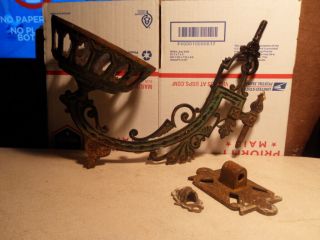 Vintage Victorian Cast Iron Swing Arm Wall Mount Oil Lamp Holder Ornate Sconce
