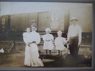 Atchison Topeka Santa Fe Railway At&sf Railcar Family Antique Cabinet Card Photo