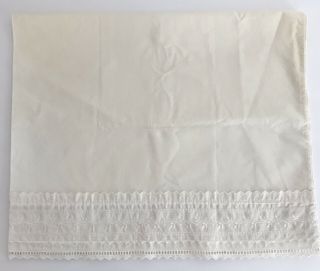 Vintage Westpoint Stevens Pillowcase Ivory Eyelet Lace Edge Standard Size Usa