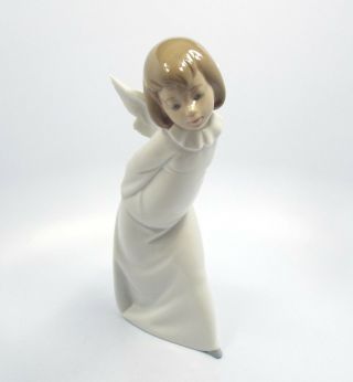 Lladro Figurine 4960 Curious Angel,  Angel W/ Lantern Behind Back,