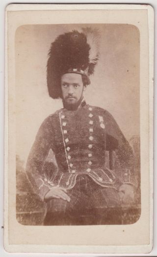 Military Cdv - Morecombe,  Soldier Of Scottish Regiment With Bearskin And Medal