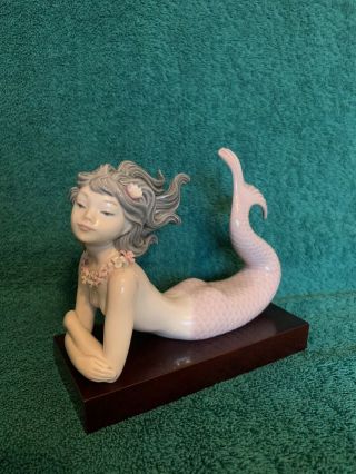 Lladro Mermaid Figurine " Fantasy " With Wood Base.  Daisa 1983 Hand Made In Spain.