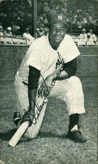 1959 J D Mc Carthy Baseball Postcard Elston Howard York Yankees