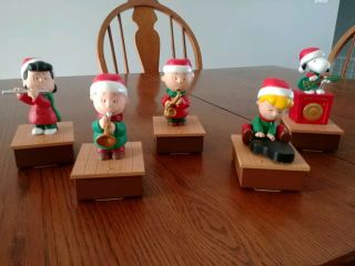5 Piece - Peanuts Christmas Musical Wireless Band Animated - 2011 Hallmark