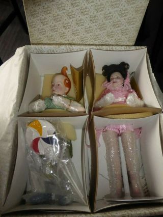 2 Franklin Heirloom Wizard Of Oz Dolls Munchkins Adorable