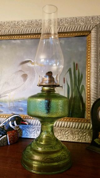 Vintage 1940s - 1960s P&A Eagle Green Crystal Kerosene Oil Table Lamp 3