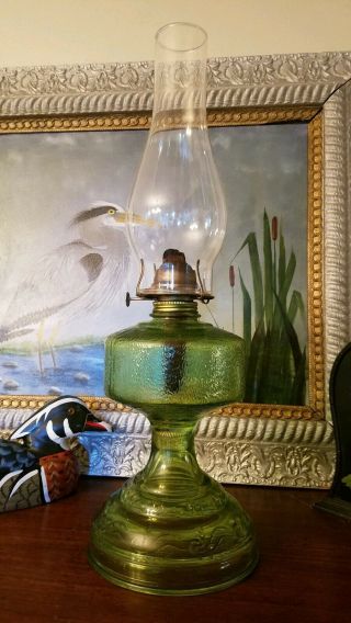 Vintage 1940s - 1960s P&A Eagle Green Crystal Kerosene Oil Table Lamp 5