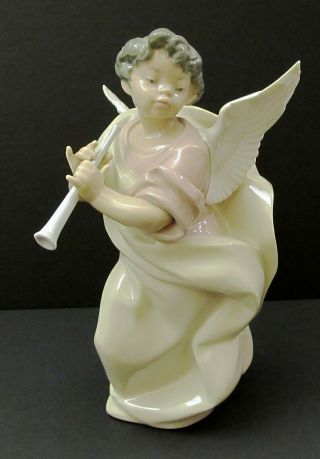Lladro 5494 - Angel With Clarinet - Retired