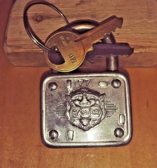 Vintage Master Lock 77 Lion Padlock & 2 Keys 5807