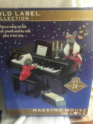 Mr.  Christmas Maestro Mouse In Love Piano Plays 24 Christmas Songs