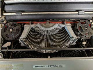 Vintage Olivetti Lettera 35i Typewriter Gray 354 i 3