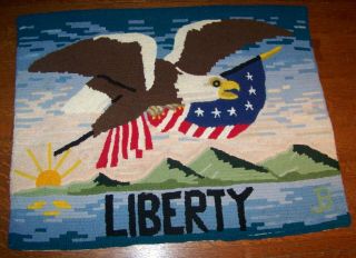 Vintage United States Patriotic American Eagle Flag Liberty Hooked Rug