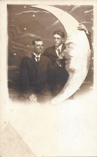 Rppc Men Paper Crescent Moon Face Tweak Nose Gay Interest Real Photo 1904 - 18