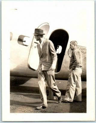 Vintage Photo / Snapshot Howard Hughes / Airplane W/ 1939 Ny World 