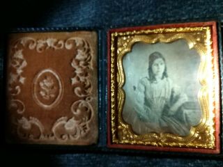 Lovely Daguerreotype Of A Woman With Bottle Curls 3