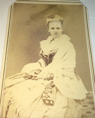 Rare Antique Victorian American Fashion Girl,  Fan & Purse Cdv Photo
