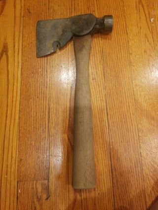 Vintage Plumb Ax Hatchet Hammer Bell Faced Roofing Tool Nail Puller