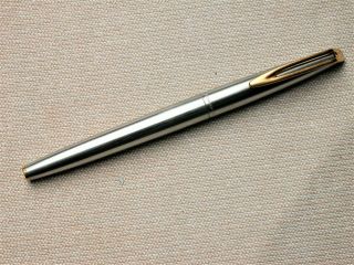 Waterman C/f Fountain Pen In Stainless Steel.  18k Nib.  Lovely Writer.