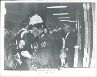 Vintage Press Photo Dallas Police Officers After Arrest Lee Harvey Oswald 8x10