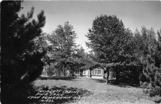 Roberts Cabins Pier Lake Tomahawk Wisconsin Rppc Real Photo 1940s Postcard