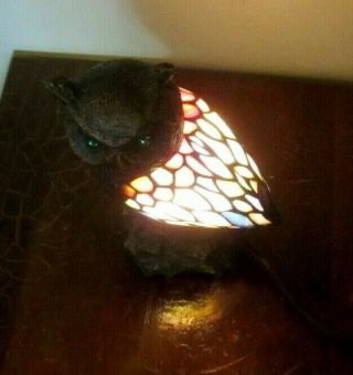 DECORATIVE STAIN GLASS OWL LAMP. 4