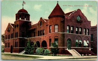 Coffeyville,  Kansas Postcard " City Hall " Building / Street View - 1910 Cancel