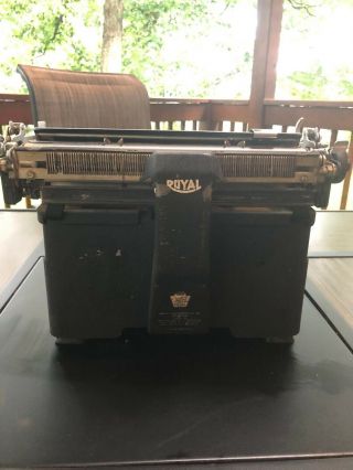 Royal Typewriter - Vintage 4