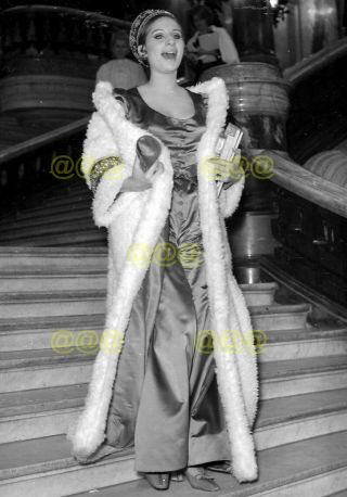 Photo - Barbra Streisand At An Opera,  Palais Garnier,  Paris,  In 1968