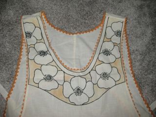 Vintage Cotton Embroidered Full Size Apron w/ Pocket 3