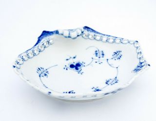 Serving Dish 1074 - Blue Fluted - Royal Copenhagen - Full Lace - 2:nd Quality