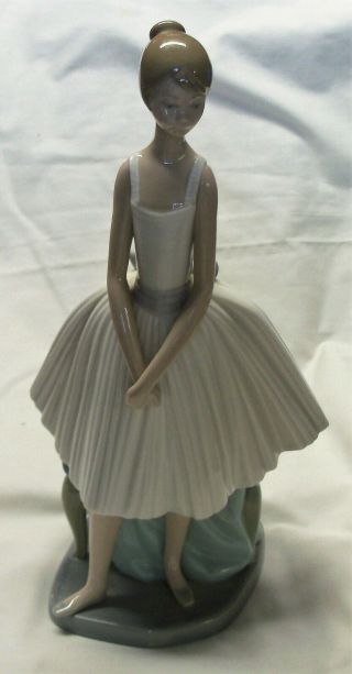 Rare 1983 Nao By Lladro Large Standing Ballerina Figurine 12.  5 ",