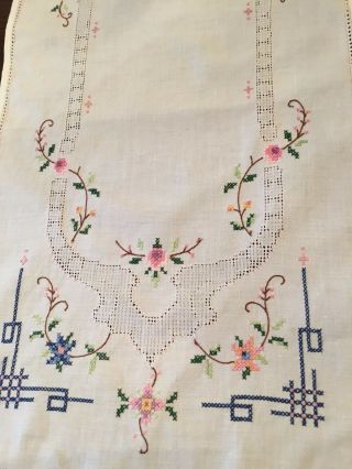 Vintage Table Runner Dresser Scarf Embroidered Cross Stitch Crocheted Floral 2