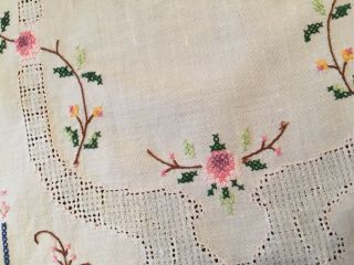 Vintage Table Runner Dresser Scarf Embroidered Cross Stitch Crocheted Floral 3