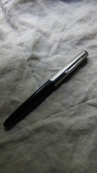 Vtg Parker 51 Black Fountain Pen Silver Tone Jeweled Cap