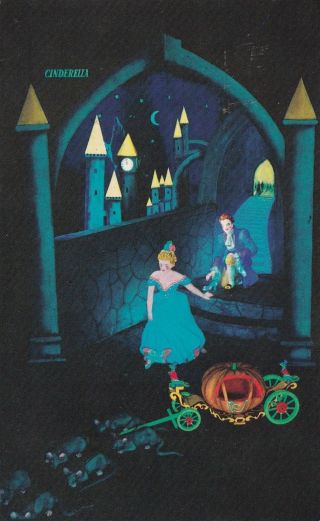 Tennessee Postcard - " Cinderella In Fairyland Caverns -.  /rock City/