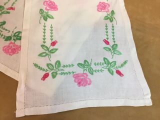 Vintage Dresser Scarf Or Table Runner,  Embroidered Roses,  Flowers,  Leaves 5