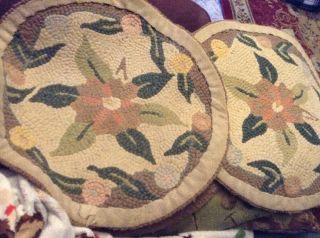 Vintage Primitive Hand Hooked Farmhouse Chair Pads,  Set of 4 2