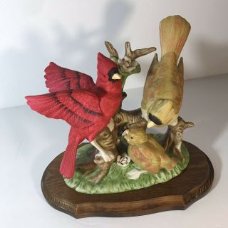 Vtg Cardinal Family 3 Birds Porcelain Figurine W Wood Base