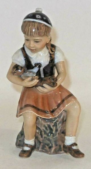 Dahl Jensen Of Denmark 1st Quality Porcelain Figurine Seated Girl Holding Doll