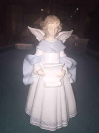 Lladro Figurine: 06321 Rejoice Angel