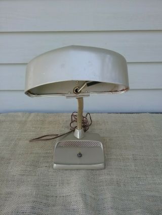 Vintage Industrial Underwriters Laboratory Portable Desk Lamp Gooseneck