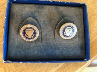A Cuff Links With The United States Presidential Seal