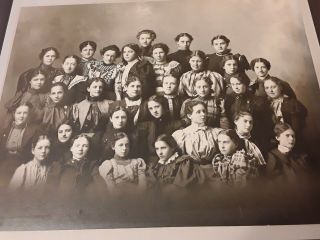 RARE ANTIQUE 1898 PHILOMATHIAN CLUB GROUP PHOTO ALL FEMALE SIOUX CITY IOWA 8X10 2