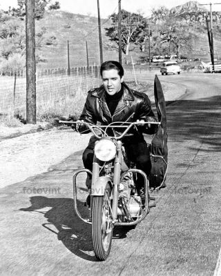 Elvis Presley " Roustabout " 8x10 Photo - Motorcycle Actor Movie Picture Print