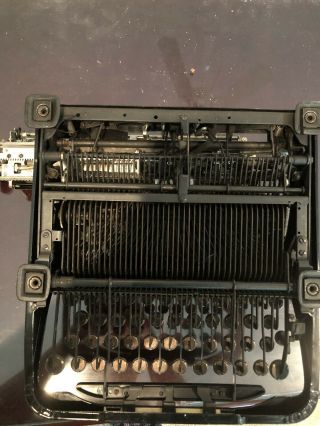 Royal Typewriter Vintage.  Antique 6