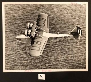 Vintage Public Information Division Rd - 2 Douglas Adhara No.  129 Coast Guard Photo