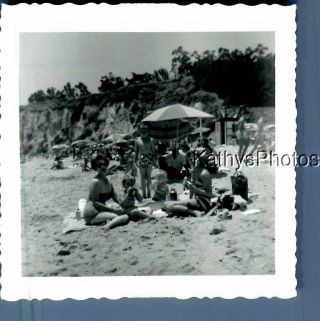 Black & White Photo J_3887 Pretty Women In Swimsuits Sitting On Beach,  Kids