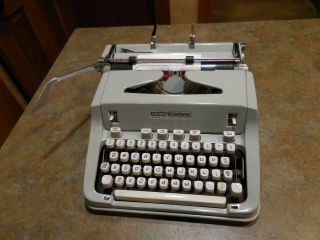 Vintage 1969 Hermes 3000 Seafoam Portable Typewriter W/ Case