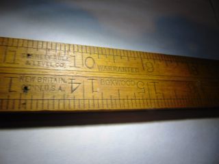 Vintage Stanley Rule & Level Co.  No.  68 Boxwood 2 Ft.  Folding Ruler